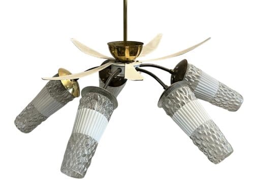 Lampe mit Pressglasschirmen