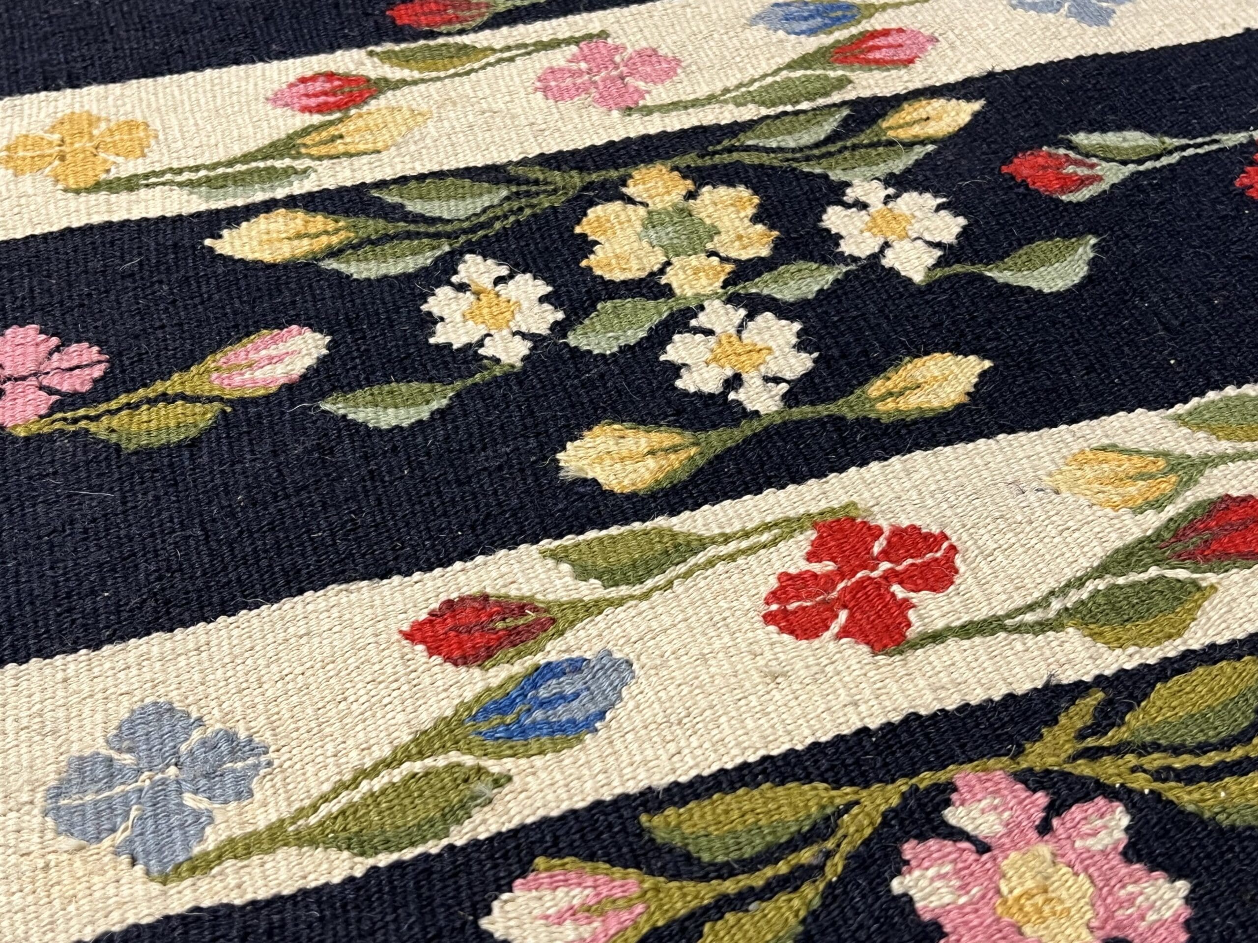 #79 Teppich / Wandteppich, 75 x 42 cm – Bild 2