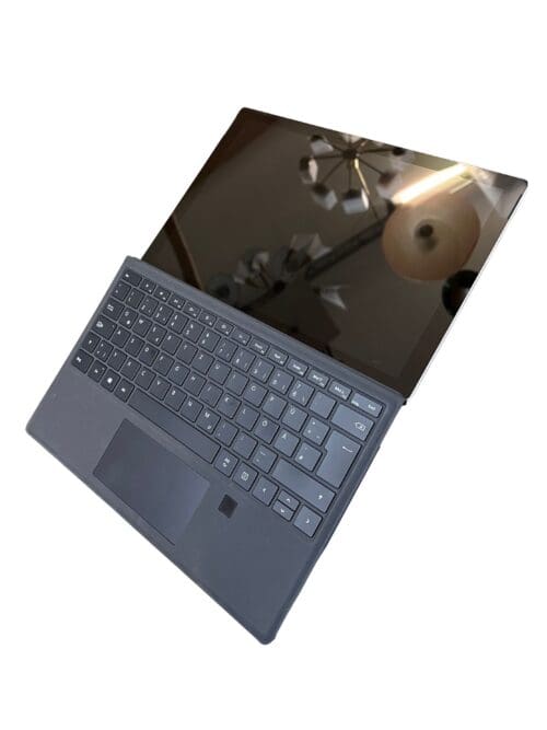 #26 Microsoft Tablet Surface Pro (Model 1796) 11"