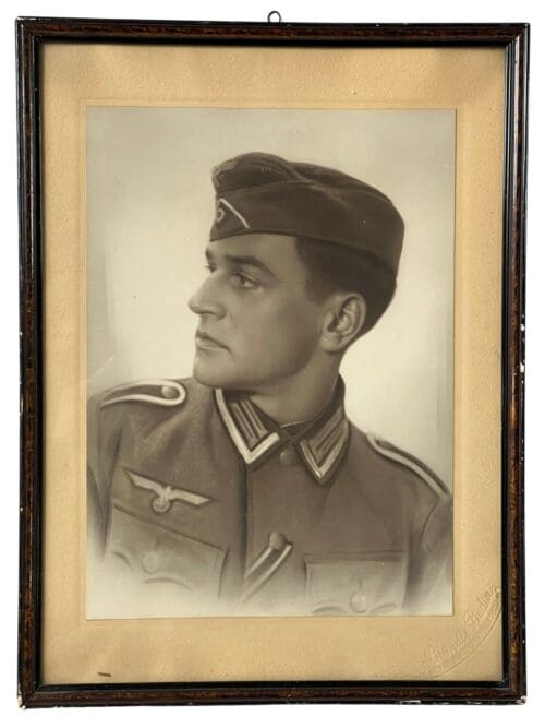 Portrait junger Soldat, 36 x 48 cm